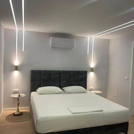 Lindi's 1 5 Apartament